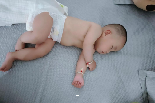 永安宝宝脚心出汗怎么回事